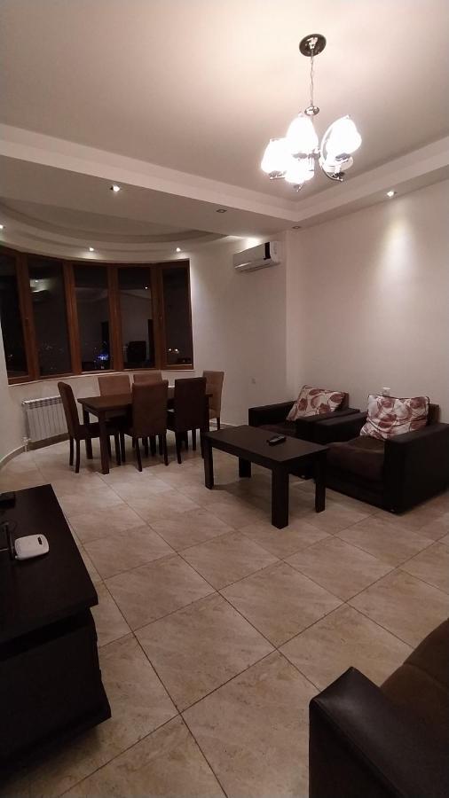Elite Apartments Jerevan Buitenkant foto