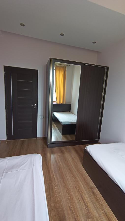 Elite Apartments Jerevan Buitenkant foto