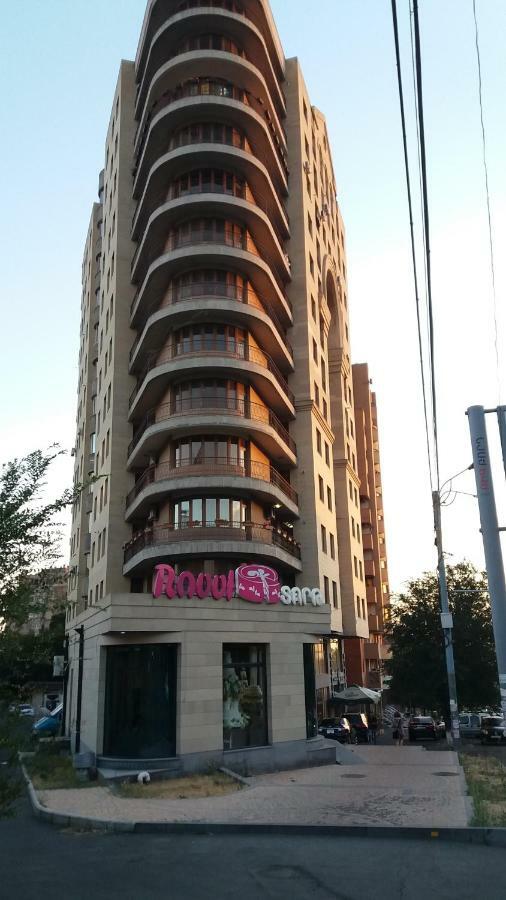 Elite Apartments Jerevan Buitenkant foto